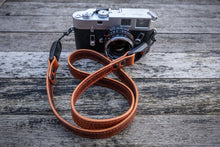 Load image into Gallery viewer, The Savanna leather camera strap (Badalassi Carlo Wax - Cognac)