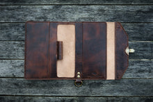 Load image into Gallery viewer, The Indiana - Travel journal