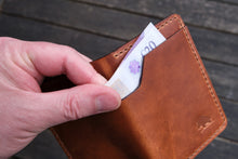 Load image into Gallery viewer, The Cambridge - Vertical bifold wallet (Horween Dublin - Natural)