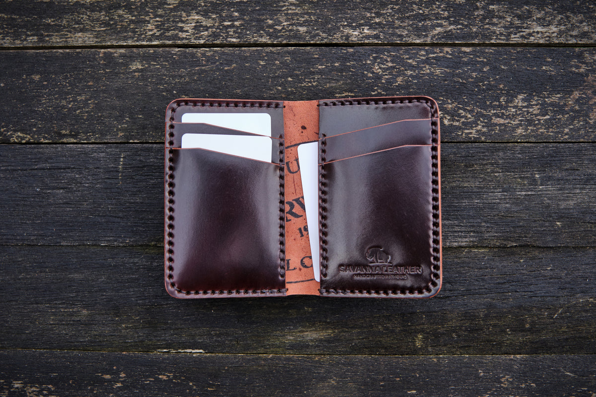 The Cambridge - Vertical bifold wallet (Horween Dublin - Natural