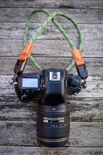 Load image into Gallery viewer, The Savanna braided camera strap (Green braided rope - Horween Derby English Tan)
