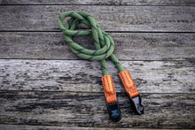 Load image into Gallery viewer, The Savanna braided camera strap (Green braided rope - Horween Derby English Tan)
