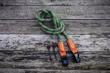 Load image into Gallery viewer, The Savanna braided camera strap (Green braided rope - Horween Derby English Tan)
