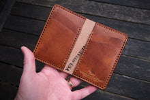 Load image into Gallery viewer, The Cambridge - Vertical bifold wallet (Horween Dublin - Natural)
